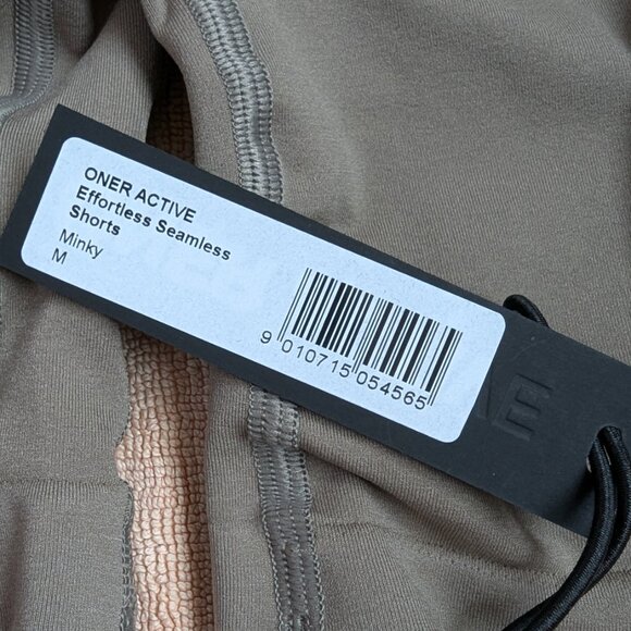 Effortless Seamless Shorts - Picture 8 of 10